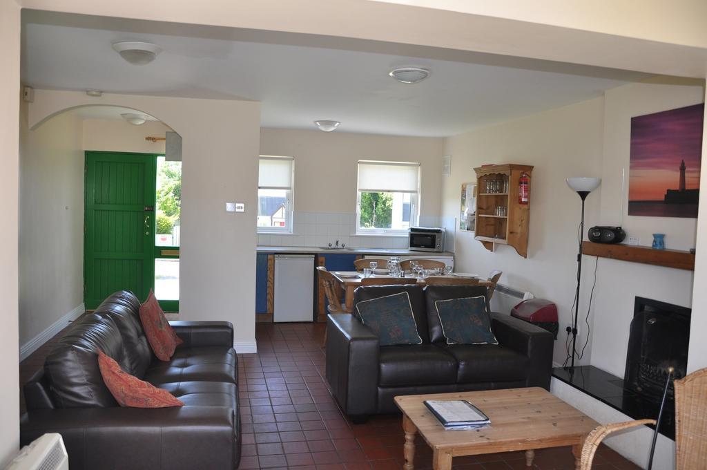 Ardamine Holiday Homes Courtown Oda fotoğraf